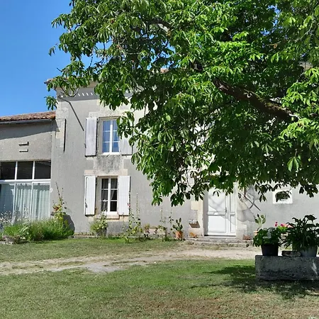 Chez Eugene Et Valerie * Saint-Cybardeaux